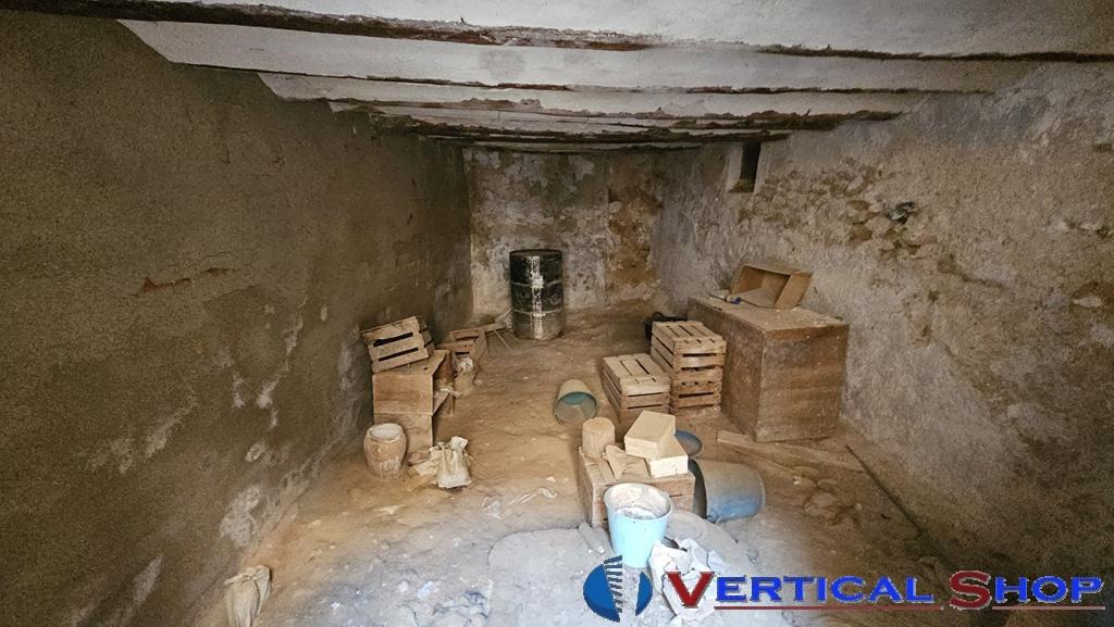 For sale of house in Caudete