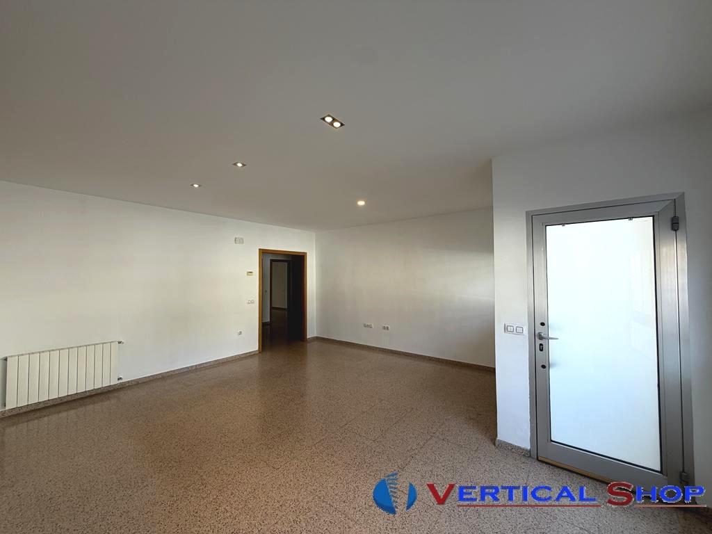 For sale of house in Caudete