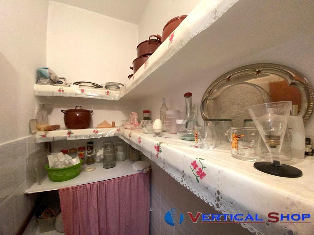 For sale of house in Caudete