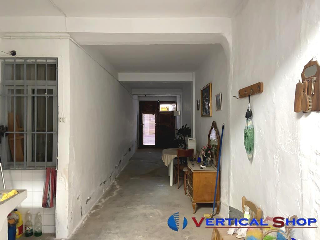 For sale of house in Caudete
