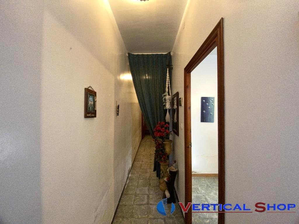 For sale of house in Caudete