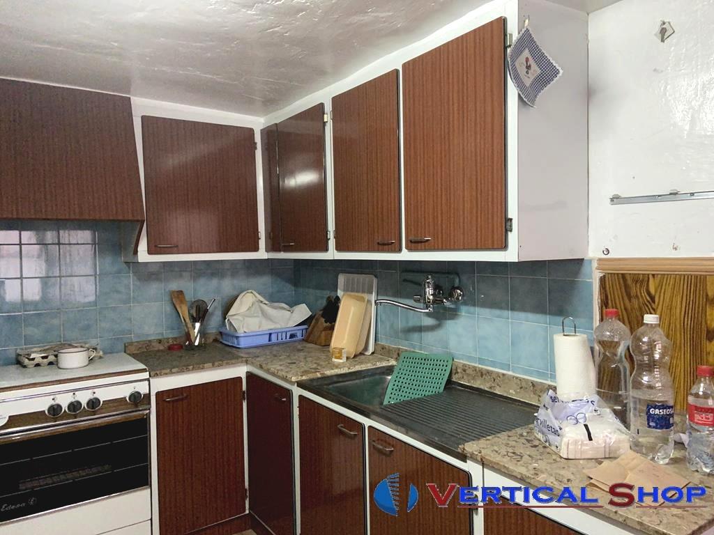 For sale of house in Caudete