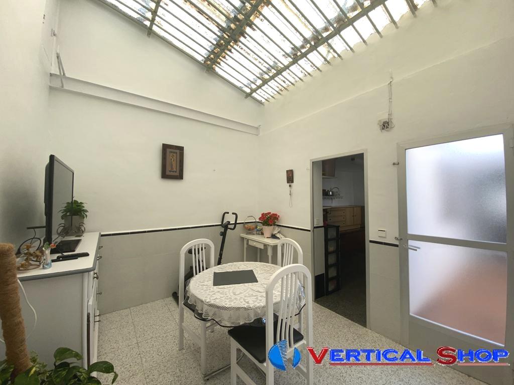 For sale of house in Caudete
