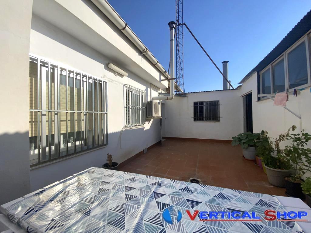 For sale of house in Caudete