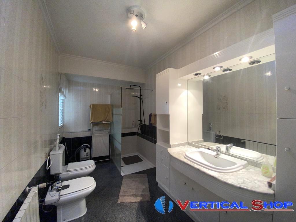For sale of house in Caudete