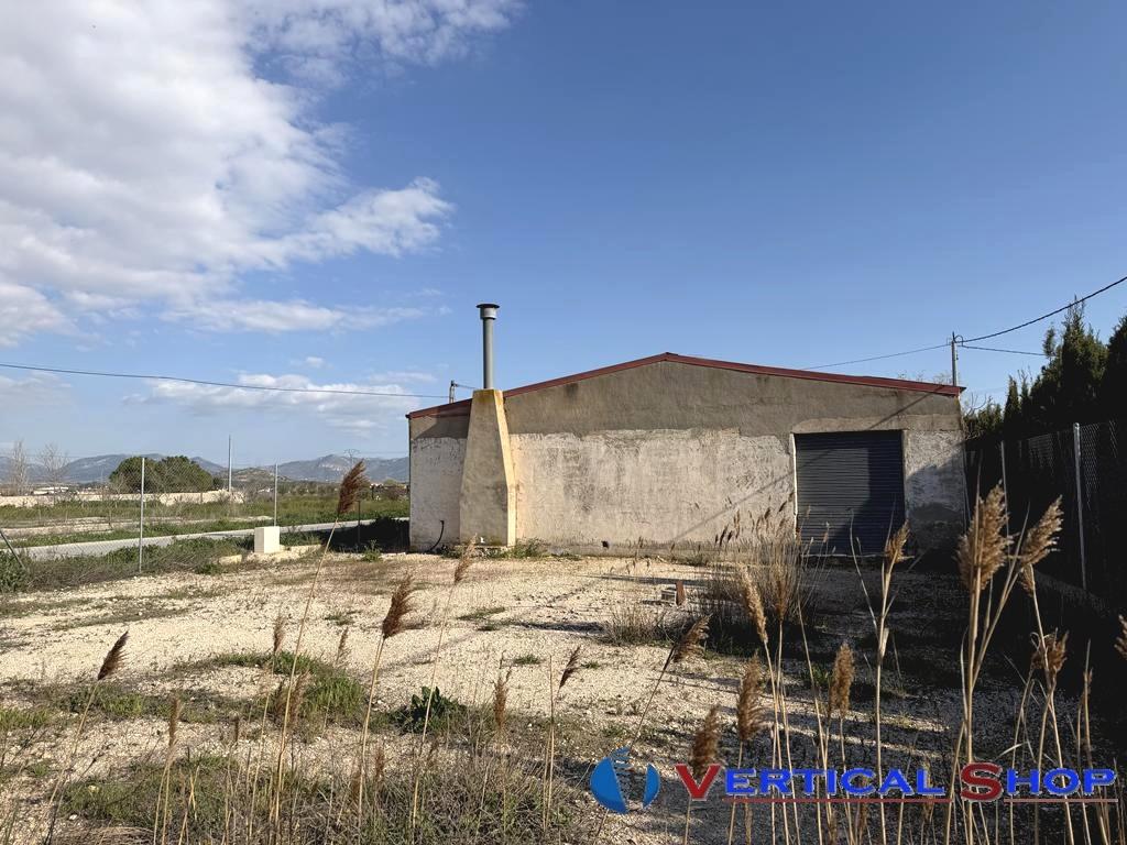 For sale of chalet in Villena