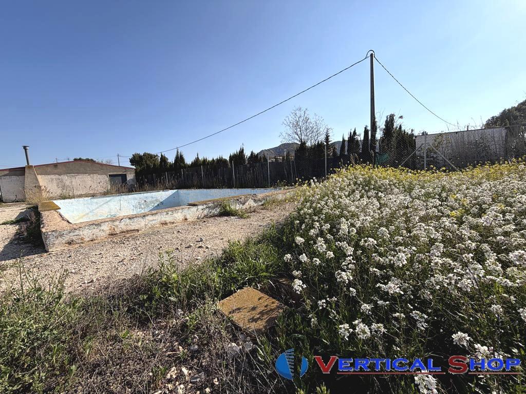 For sale of chalet in Villena
