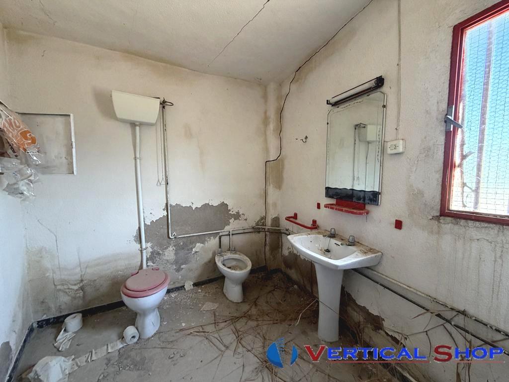 For sale of chalet in Villena