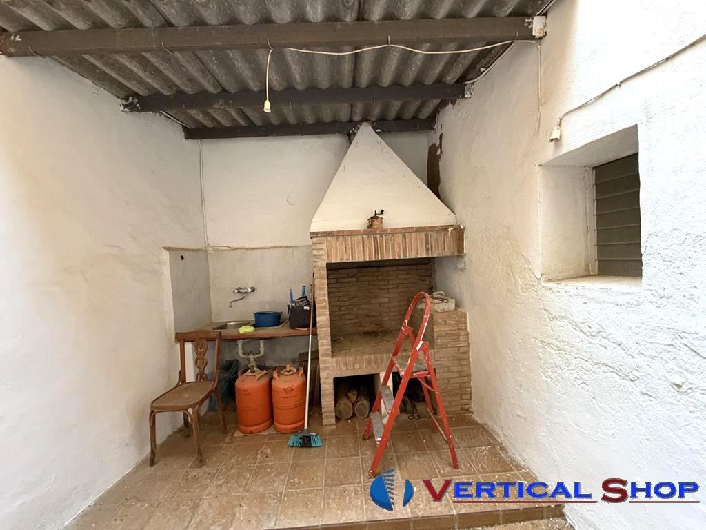 For sale of house in Caudete