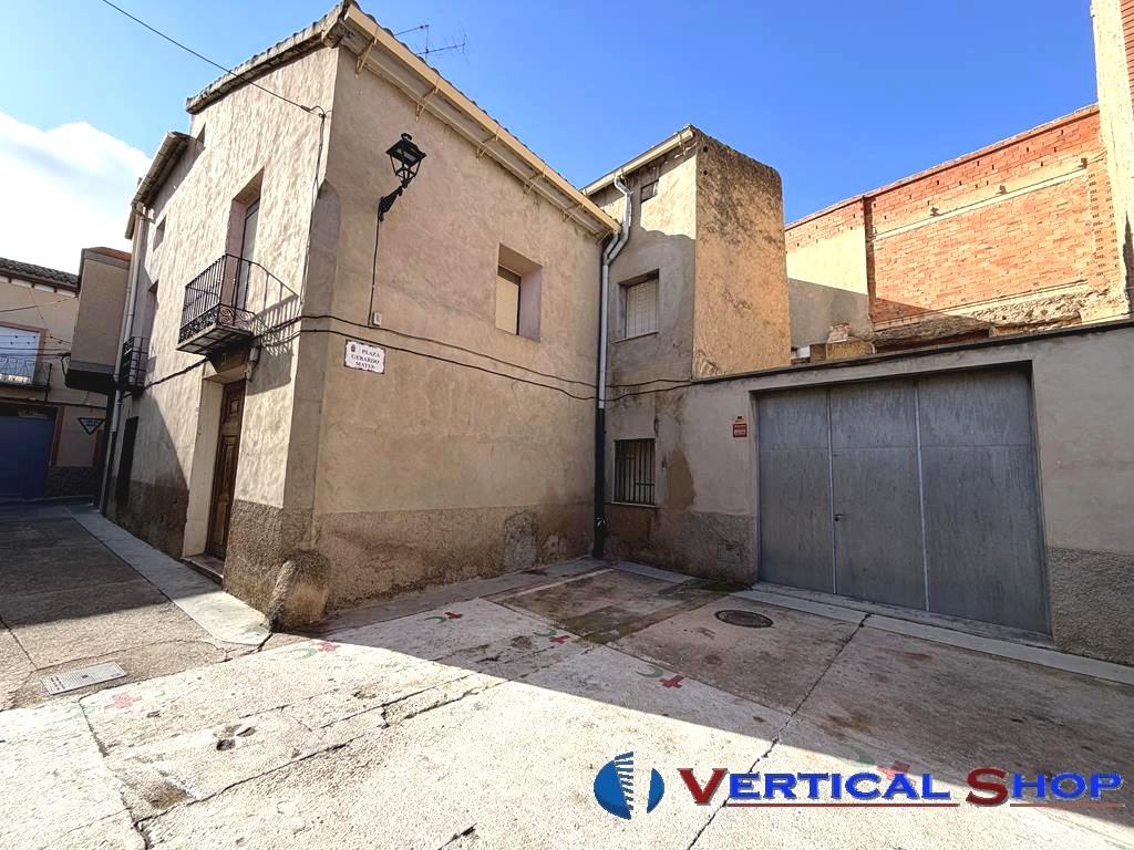 For sale of house in Caudete
