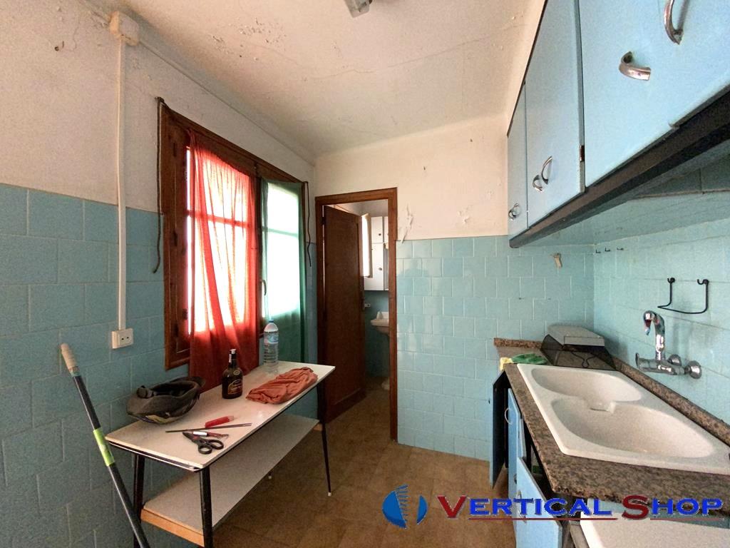 For sale of house in Caudete