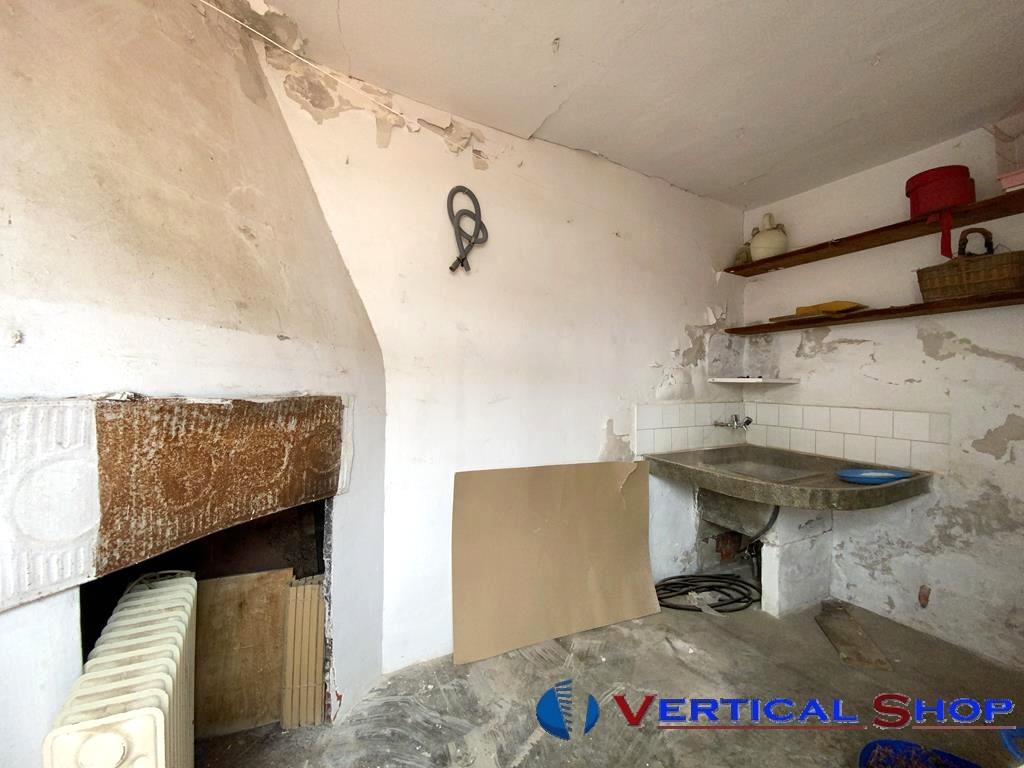 For sale of house in Caudete