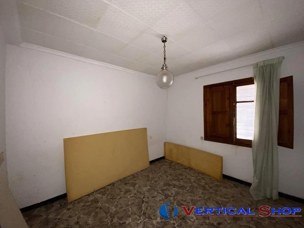 For sale of house in Caudete