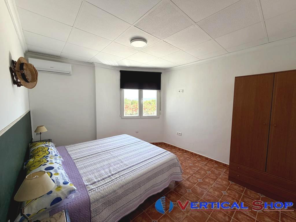 For rent of chalet in Caudete
