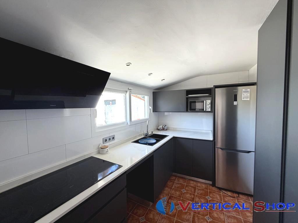 For rent of chalet in Caudete