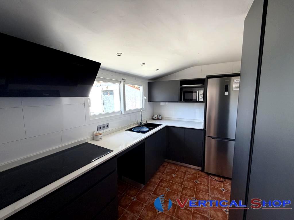 For rent of chalet in Caudete