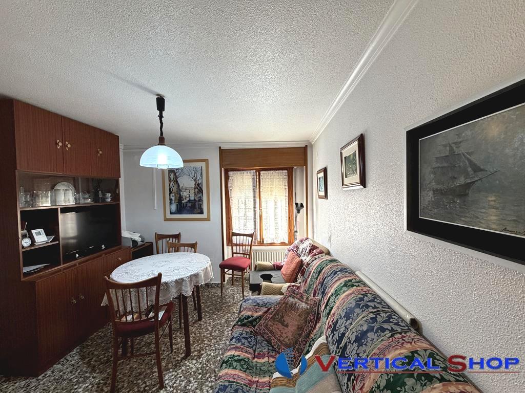 For sale of house in Caudete