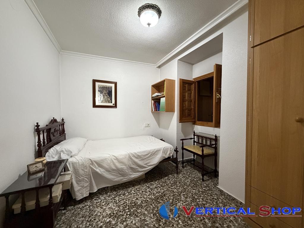 For sale of house in Caudete