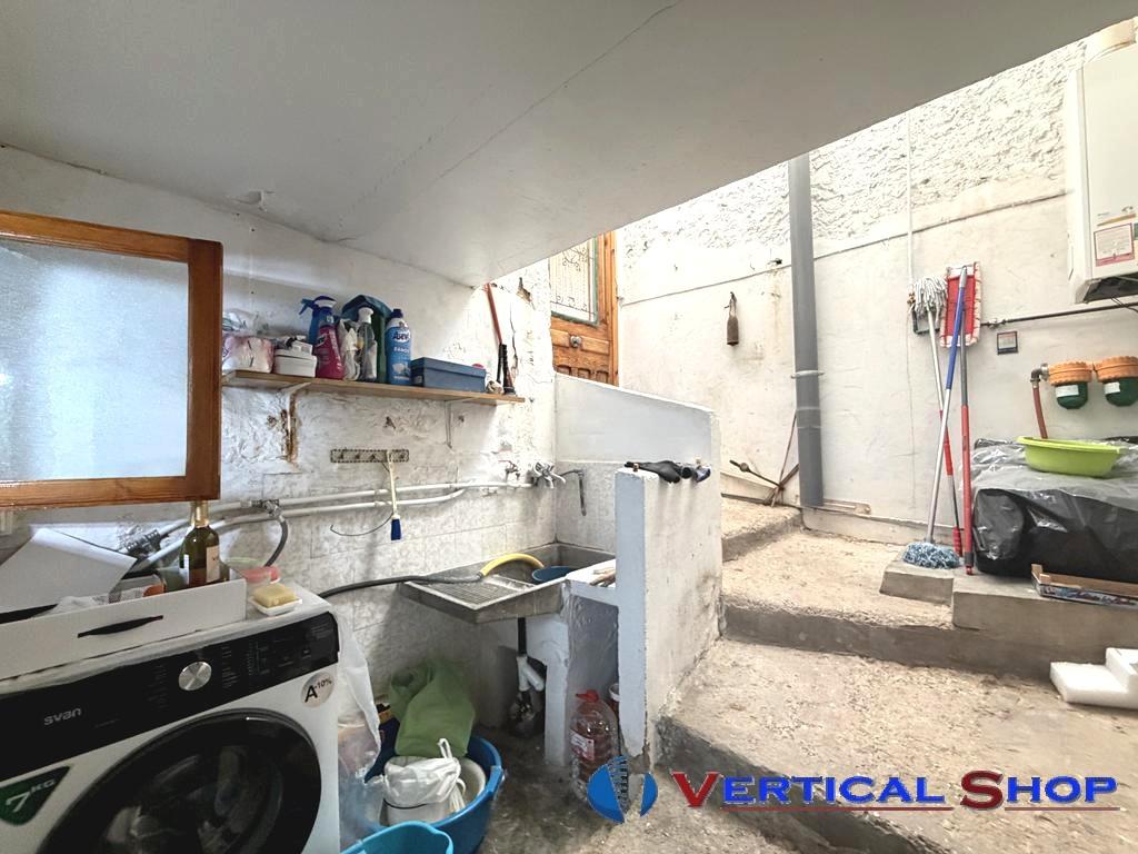 For sale of house in Caudete