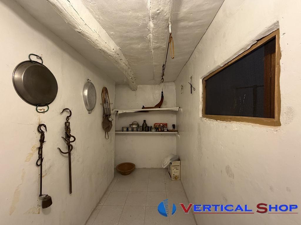 For sale of house in Caudete