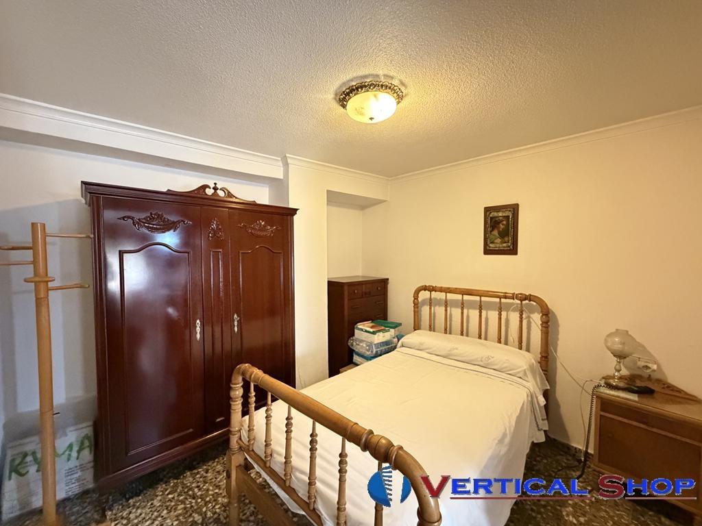 For sale of house in Caudete