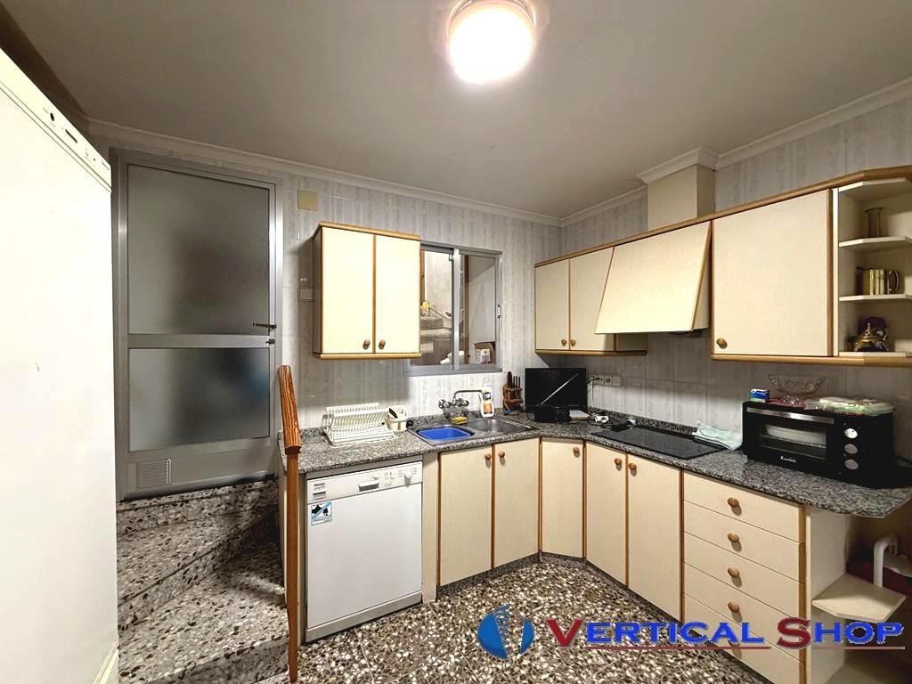 For sale of house in Caudete
