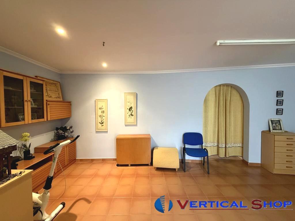 For sale of house in Villena