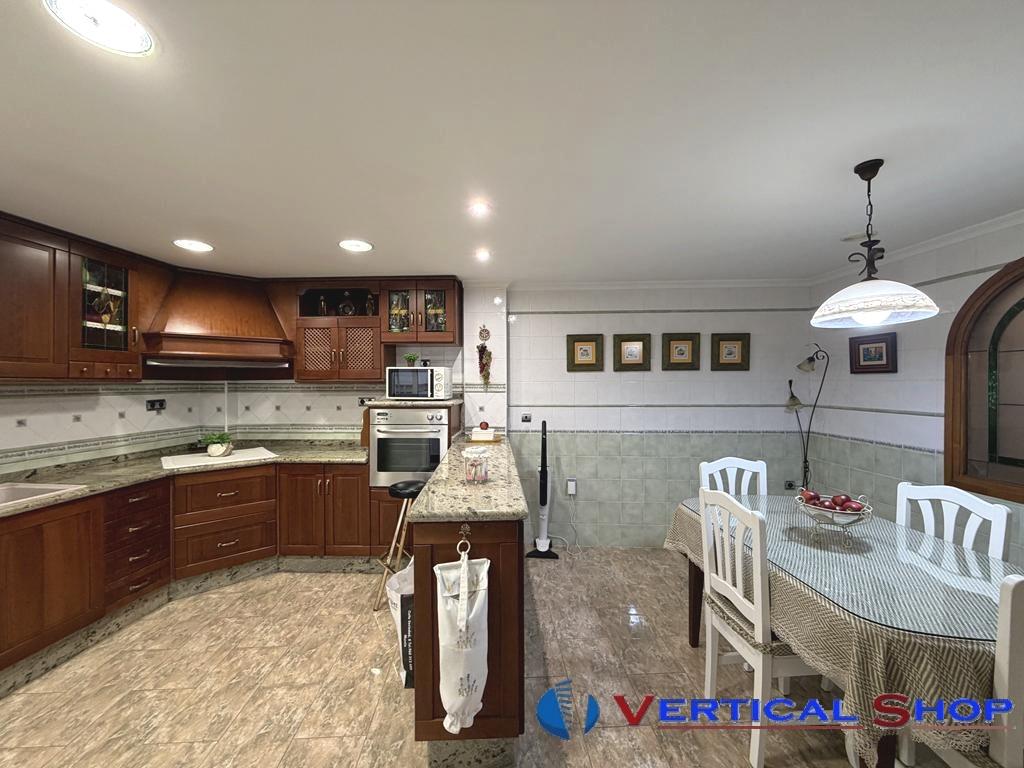 For sale of house in Villena