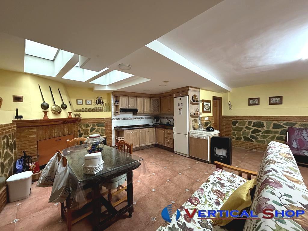 For sale of house in Villena