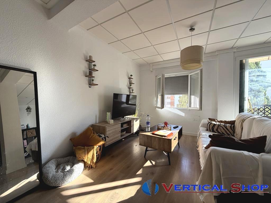 For sale of flat in Villena