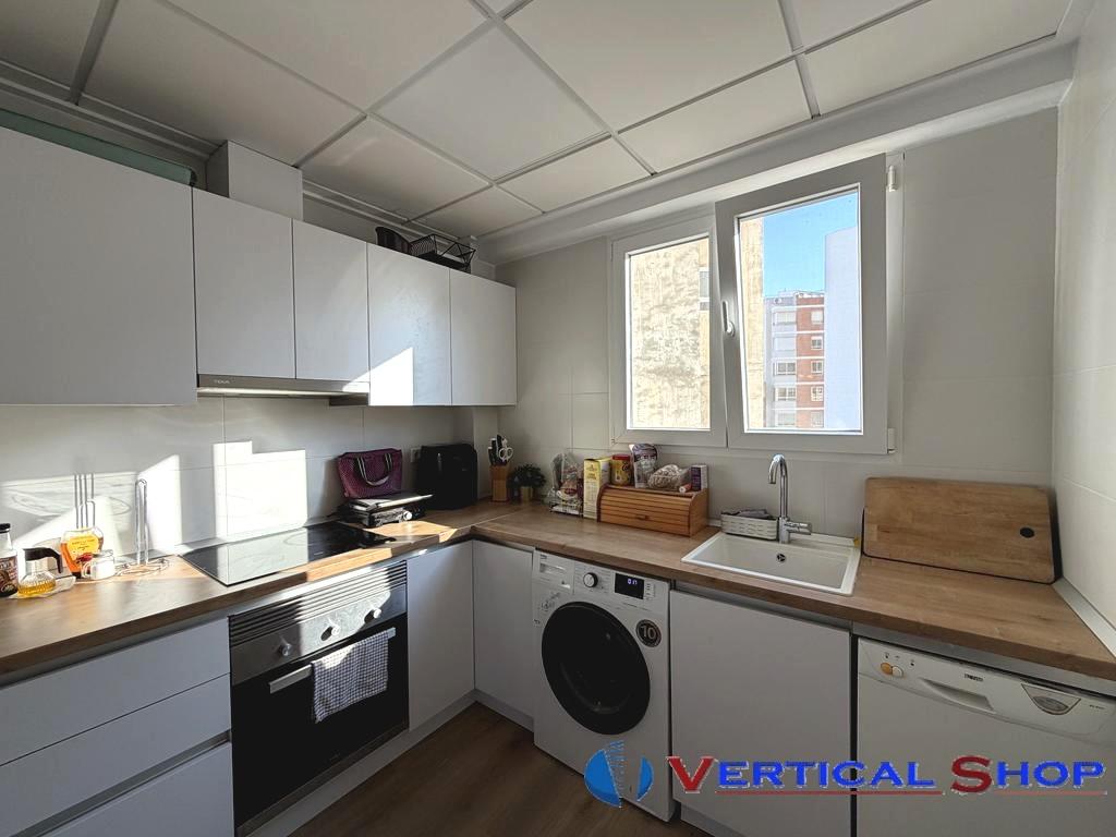 For sale of flat in Villena