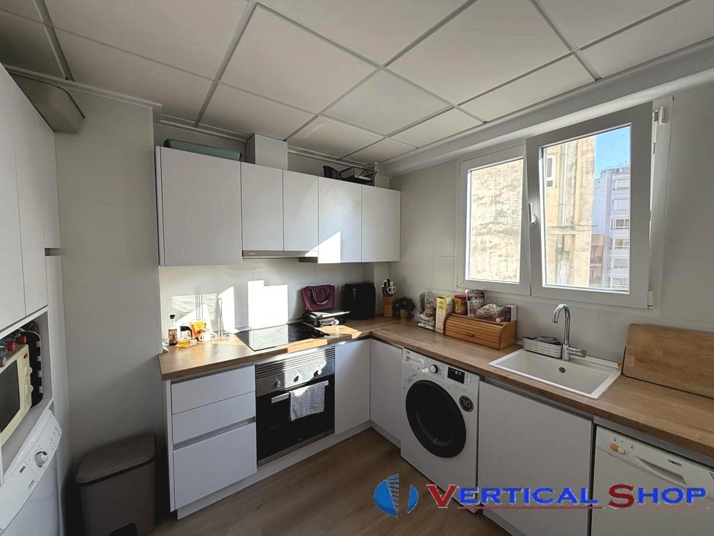 For sale of flat in Villena