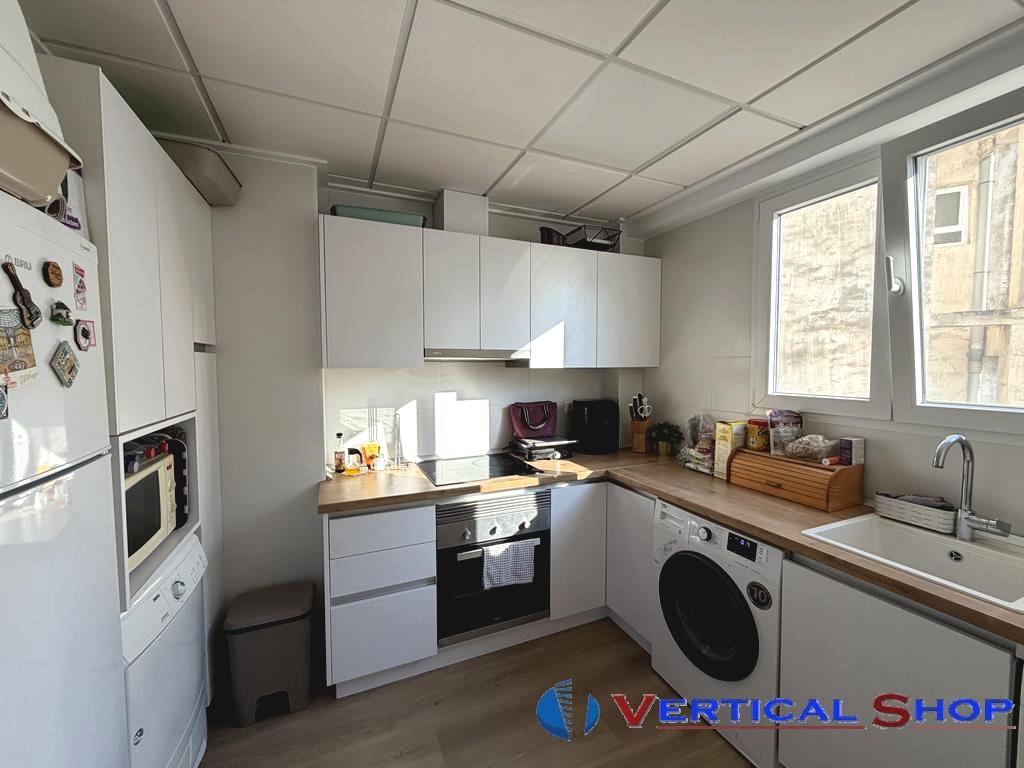For sale of flat in Villena