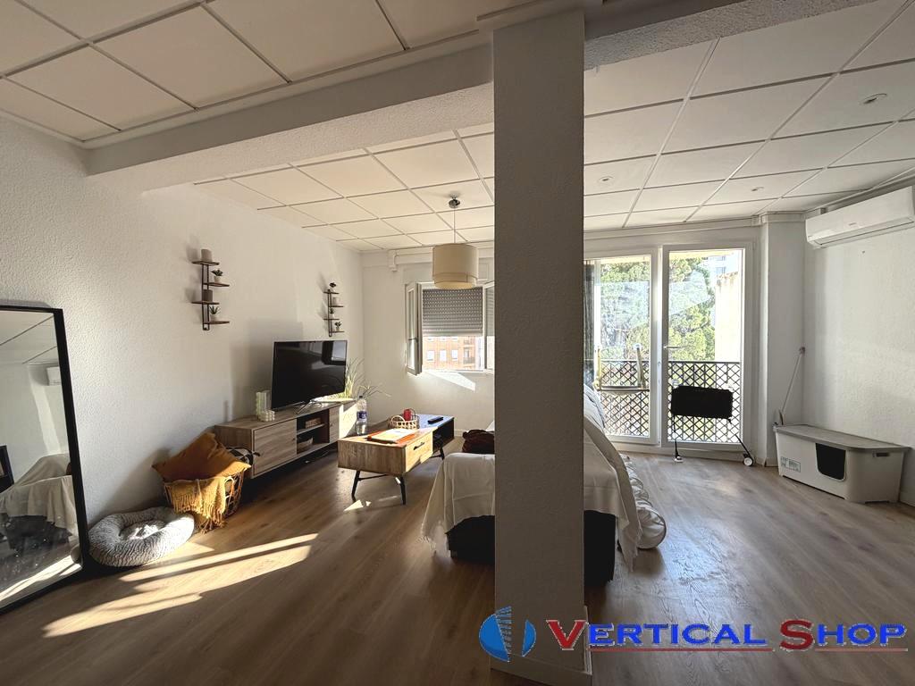 For sale of flat in Villena