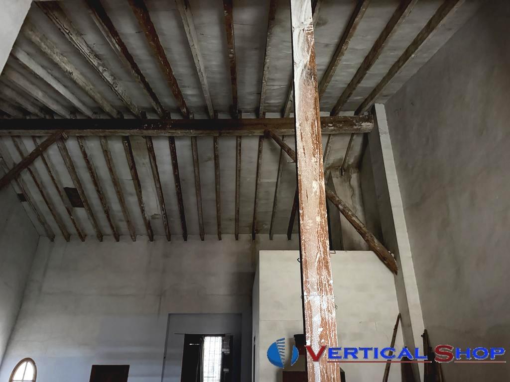 For sale of house in Caudete