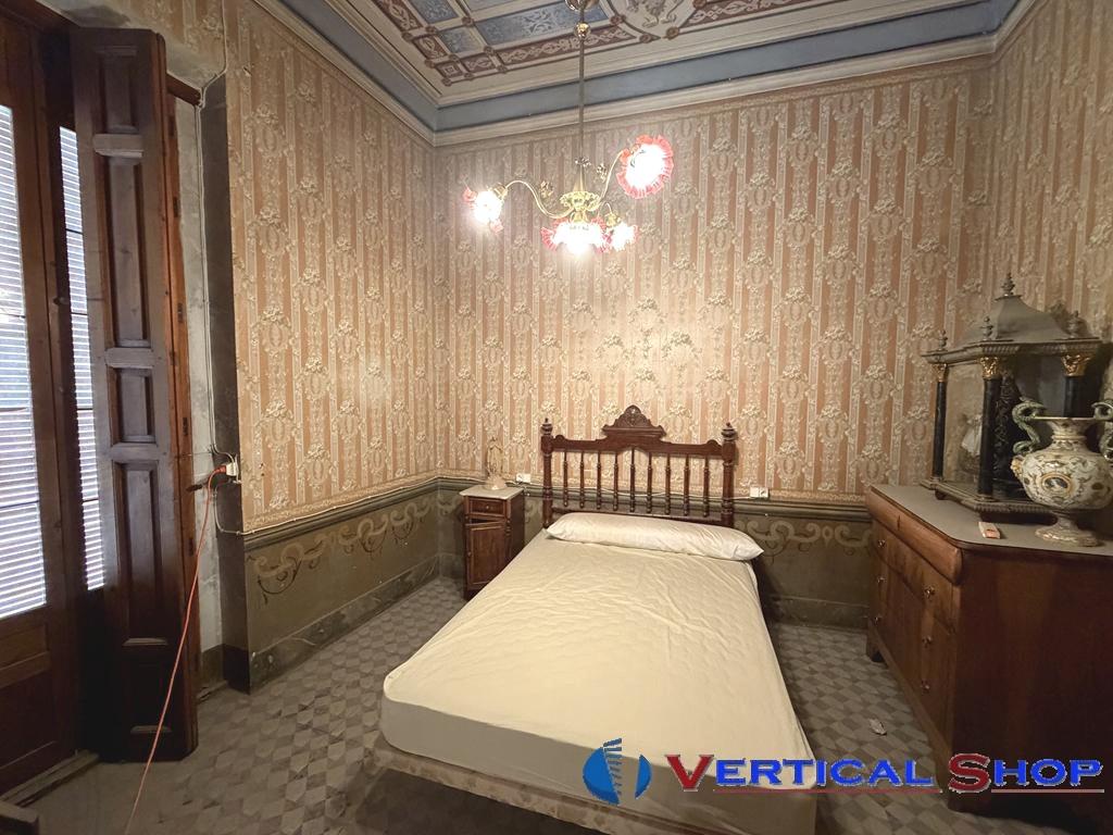For sale of house in Caudete