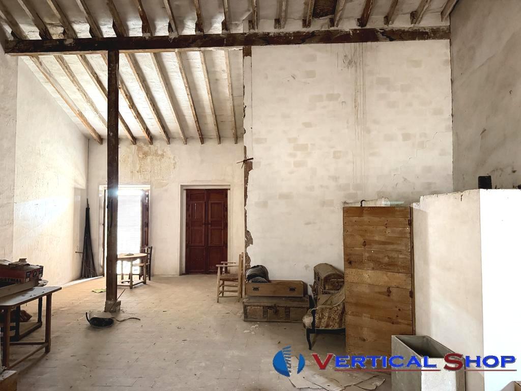 For sale of house in Caudete