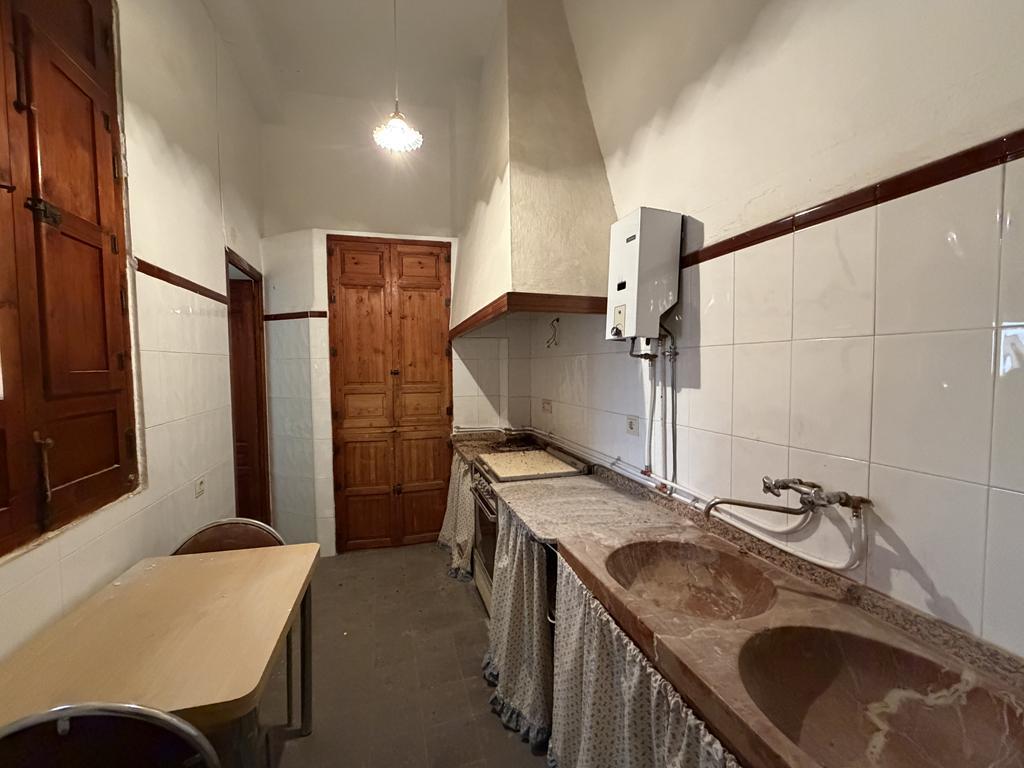 For sale of house in Caudete