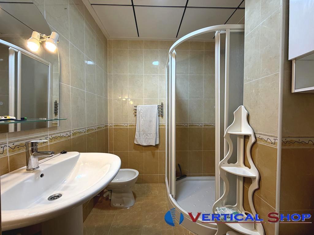 For sale of flat in Caudete