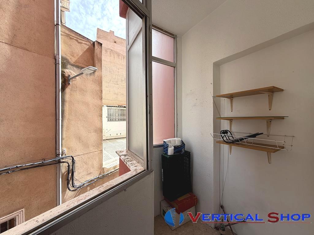 For sale of flat in Caudete