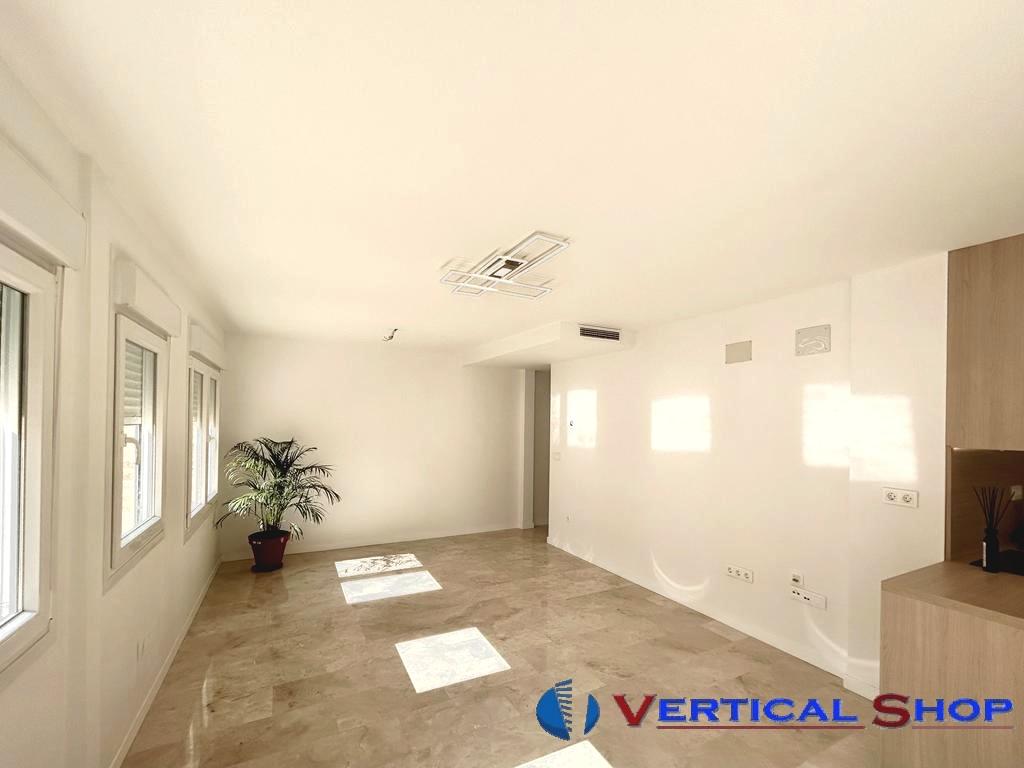 For sale of penthouse in Alicante