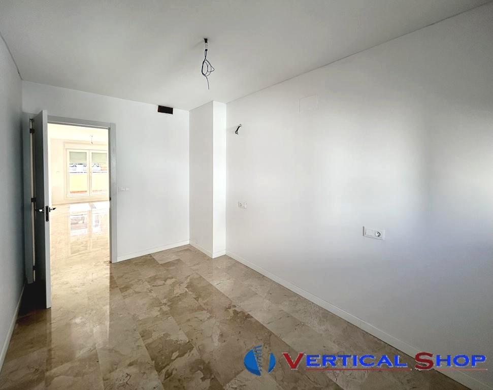 For sale of penthouse in Alicante