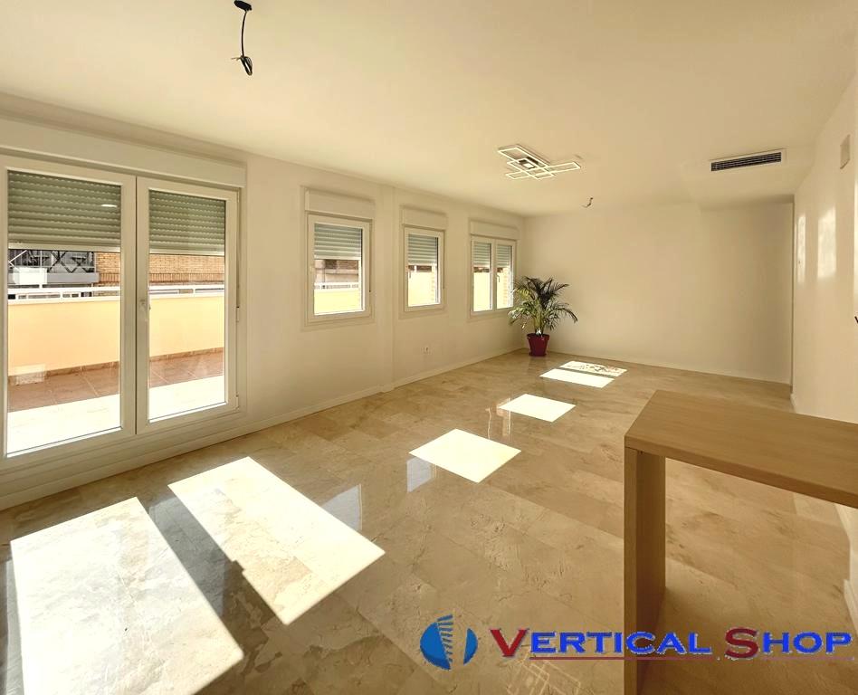 For sale of penthouse in Alicante