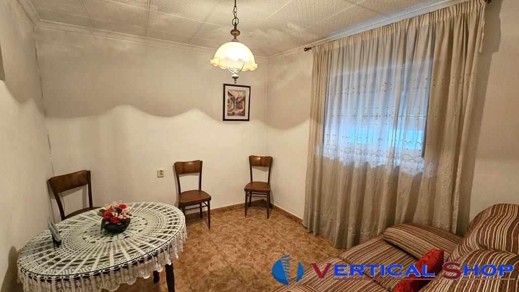 For sale of house in Caudete