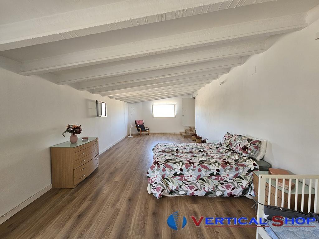For sale of house in Caudete