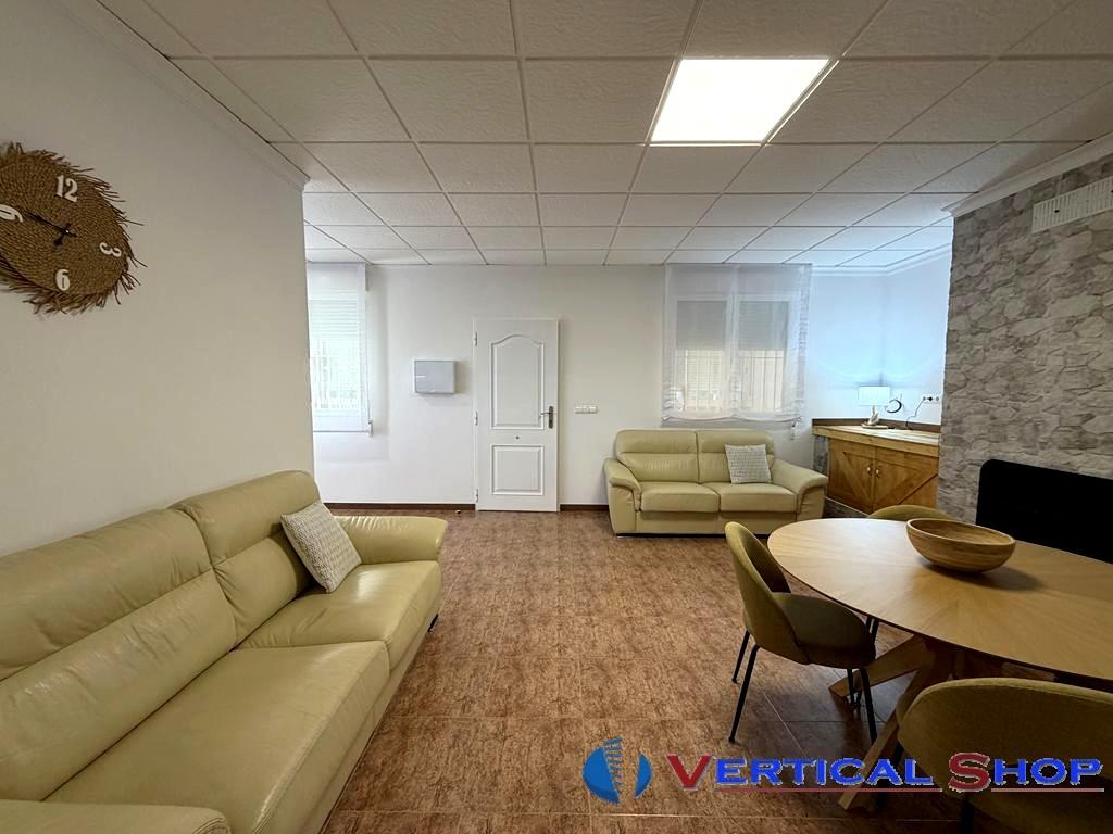 For sale of chalet in Caudete