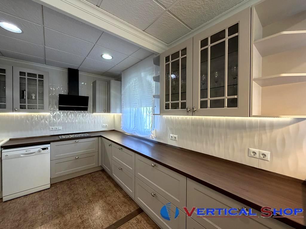 For sale of chalet in Caudete