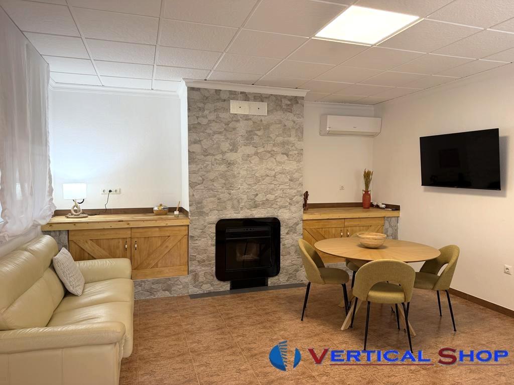 For sale of chalet in Caudete