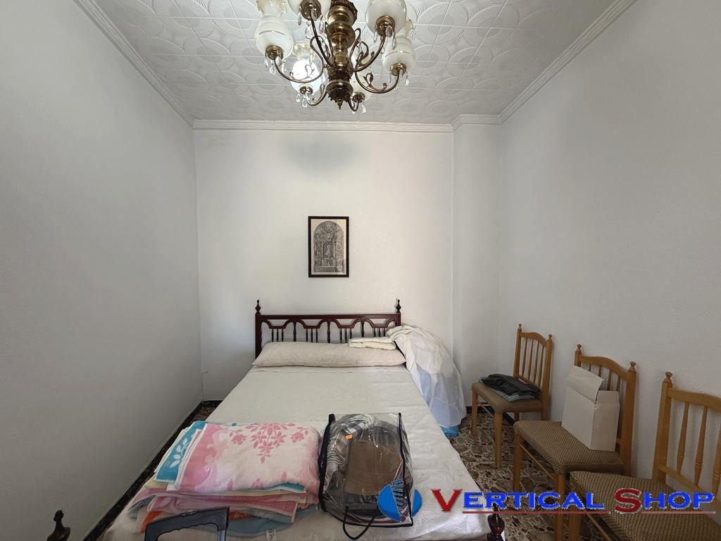 For sale of house in Caudete