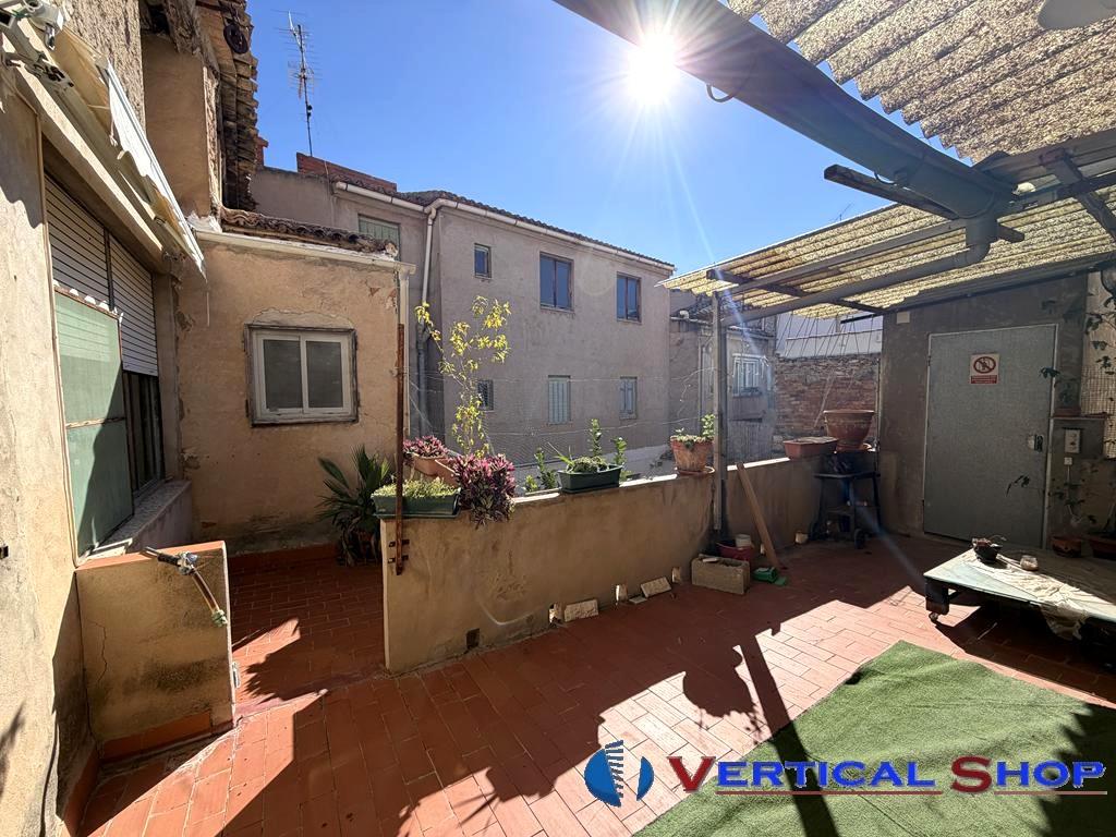 For sale of house in Caudete
